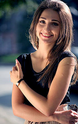 Ukraine bride  Alina 28 y.o. from Ternopol, ID 77506